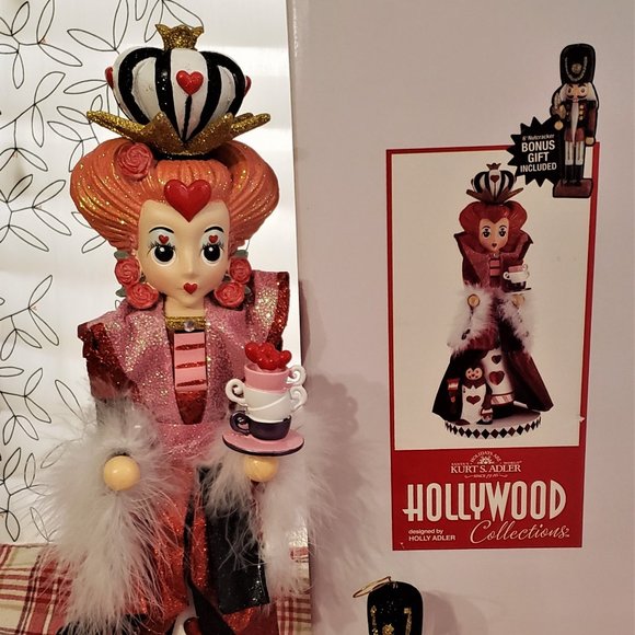 Kurt Adler Hollywood Queen of Hearts Nutcracker